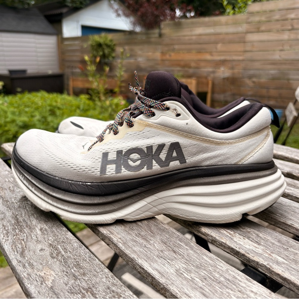 Hoka Bondi 8
Men’s size 9.5